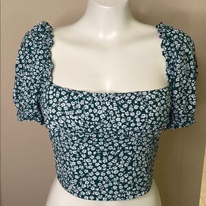 H&M DIVIDED Floral Green Puff sleeve peasant girl corset type cotton top S